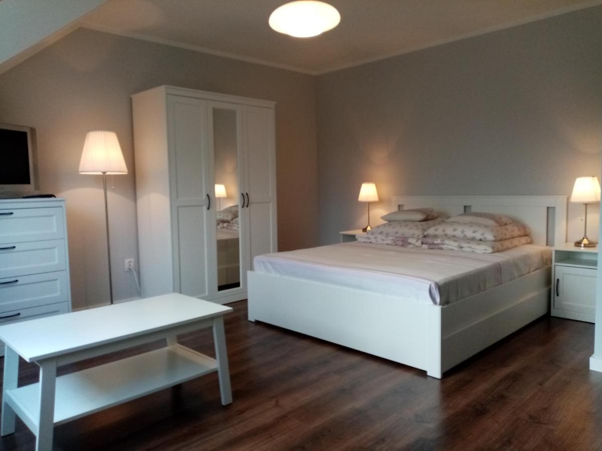 Sara Apartman Paradfuerdo 外观 照片